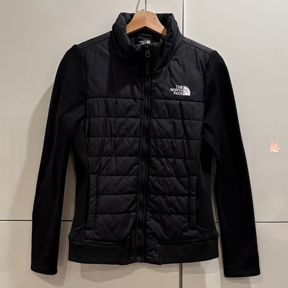 The North Face Women's Black Puffer Jacket Vest